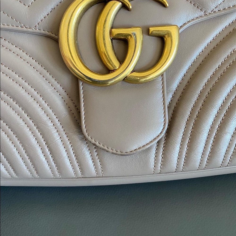 GUCCI MARMONT LARGE - Picture 9 of 13